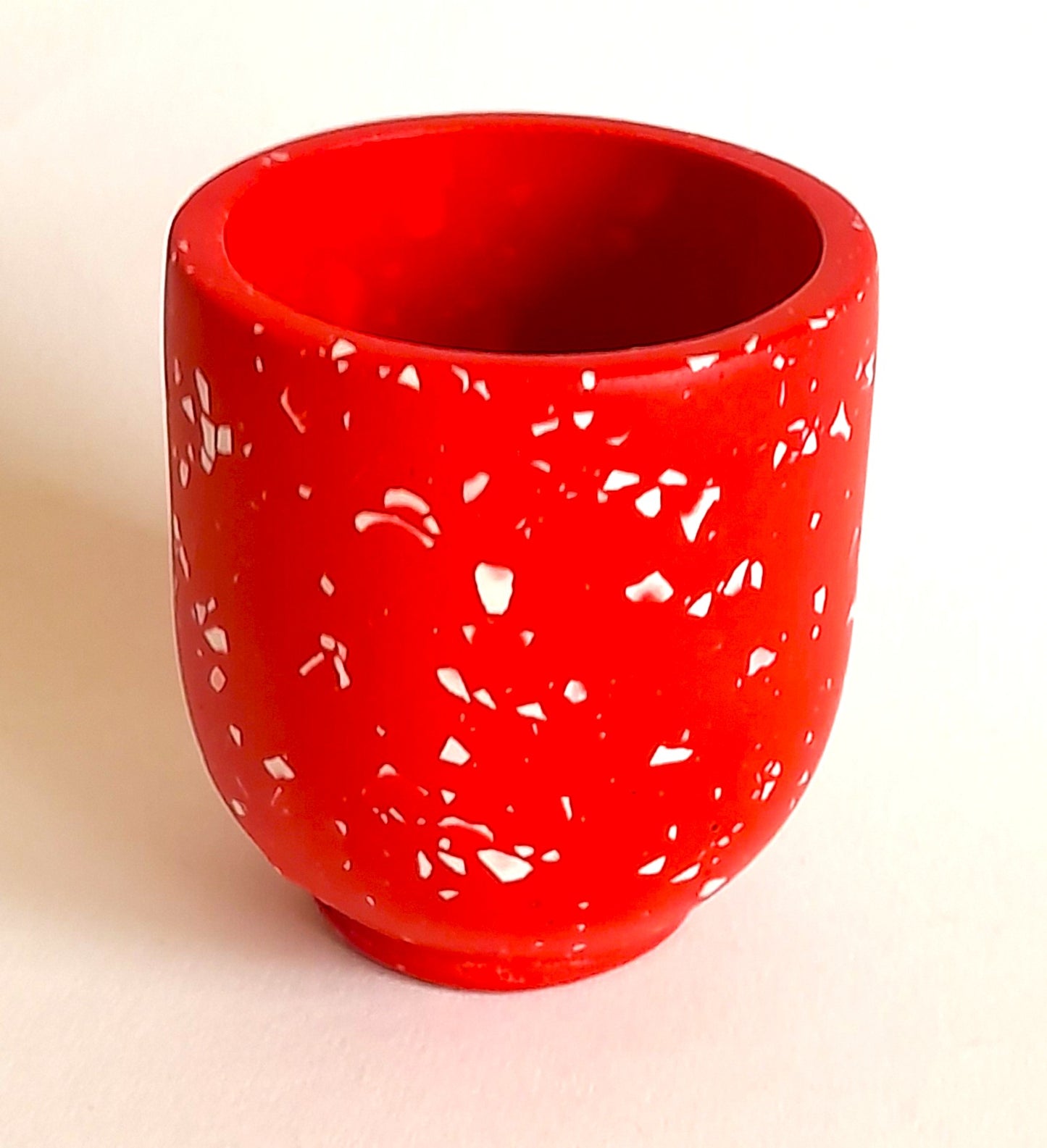 Jesmonite - Eco Luxe Red Terrazzo Pen Pot - Wholesale  Products