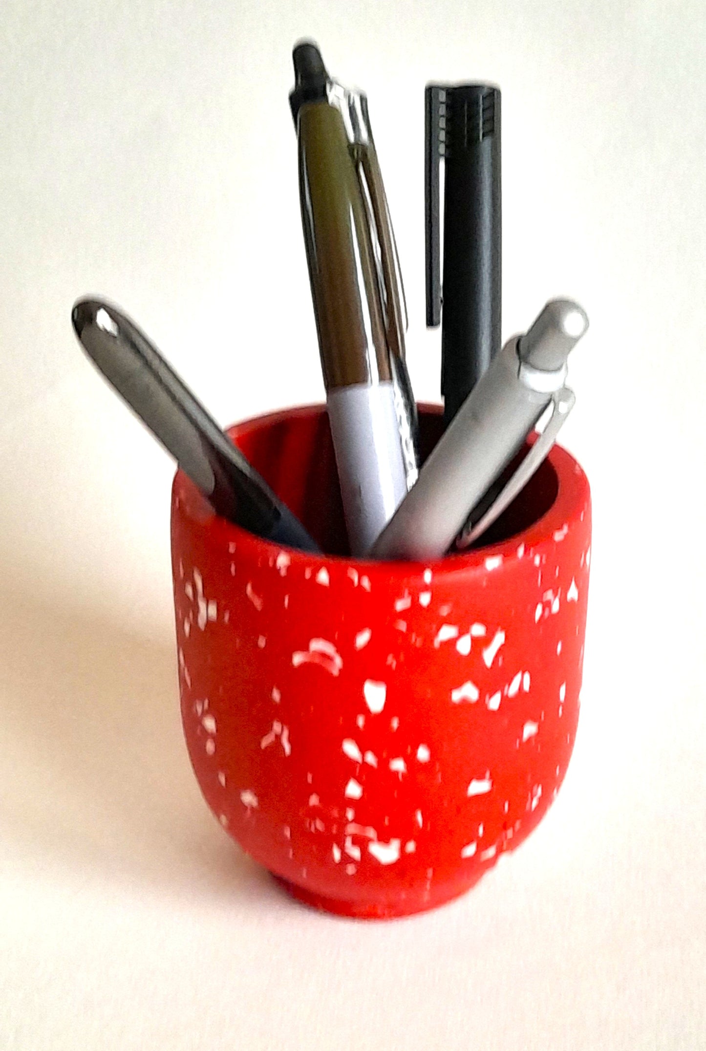 Jesmonite - Eco Luxe Red Terrazzo Pen Pot - Wholesale  Products